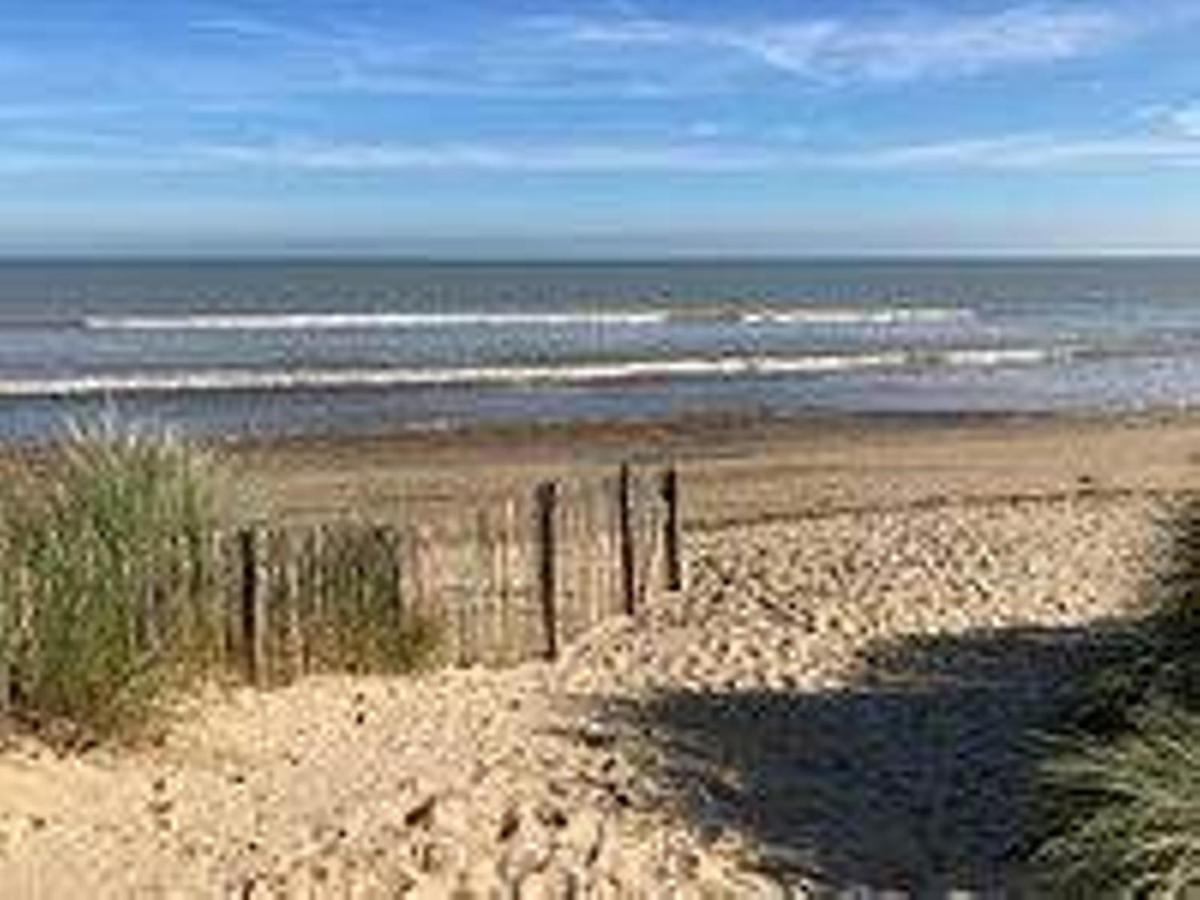 Pass The Keys Fabulous Beach Front Holiday Location Lydd Esterno foto
